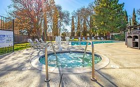Lions Gate Hotel